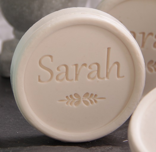 savon avec prénom Sarah grave